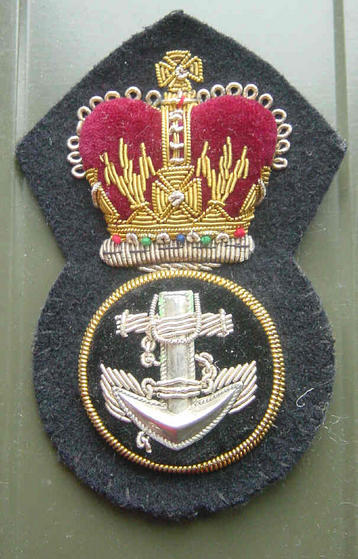 British Royal Navy Petty Officers Bullion Wire Type Cap Badge RN EIIR