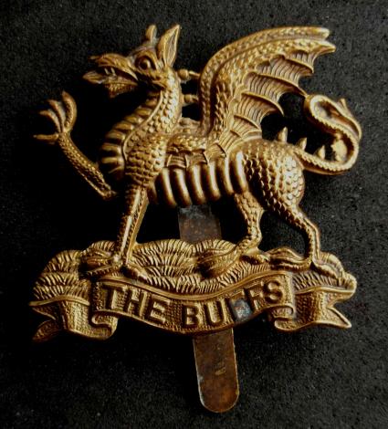 British Army The Buffs Royal East Kent Regiment Cap Badge