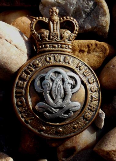 British Army Queen's Own Hussars Bimetal Cap Badge EIIR