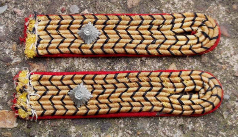 German Third Reich Besoldungsgruppe 7 Shoulder Boards