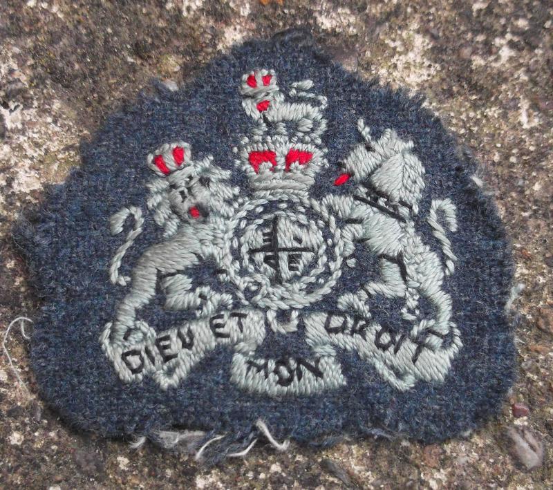 British RAF WO1 Rank Patch EIIR Royal Air Force