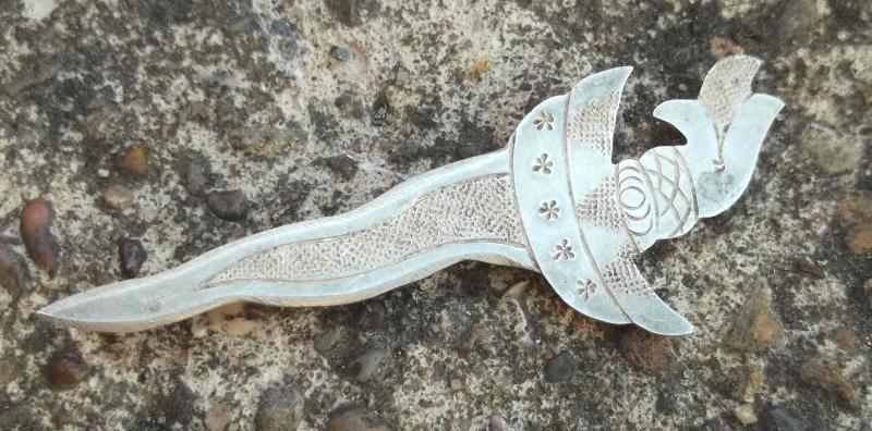 Vintage White Metal Kris Dagger Shaped Brooch