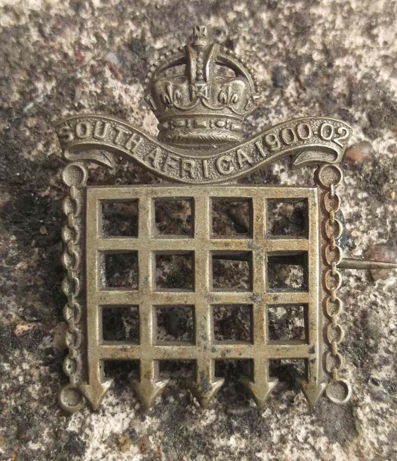 British Army WW1 16th County of London Battalion Queens Westminster Rifles Regiment Collar Badge