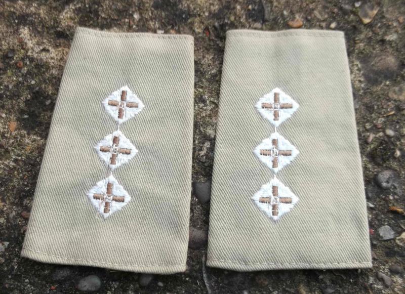 British Army Officer Captains Rank Epaulettes