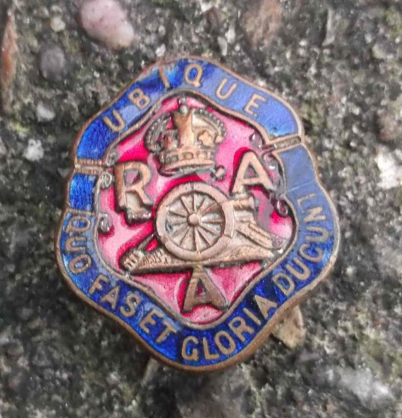British Royal Artillery Association Members Pin Badge RAA
