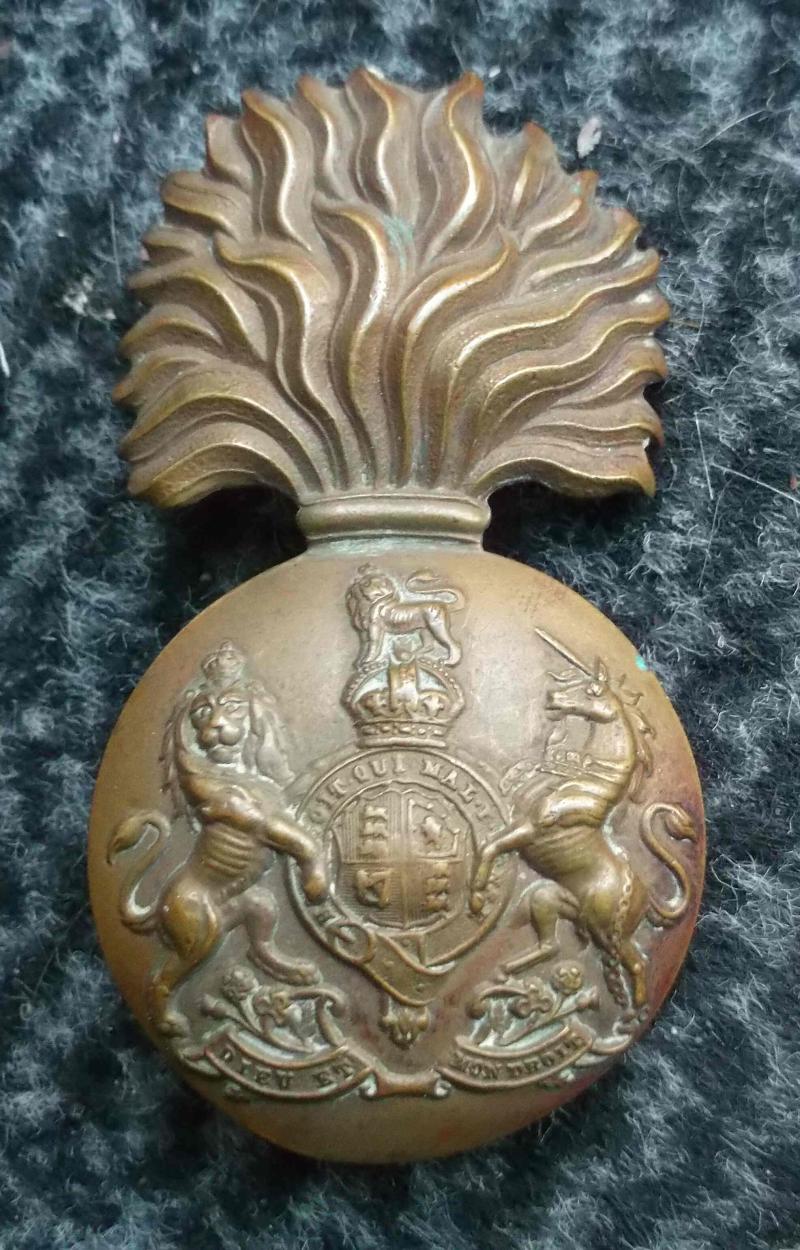 British Army Royal Scots Fusiliers Glengarry Cap Badge WW2