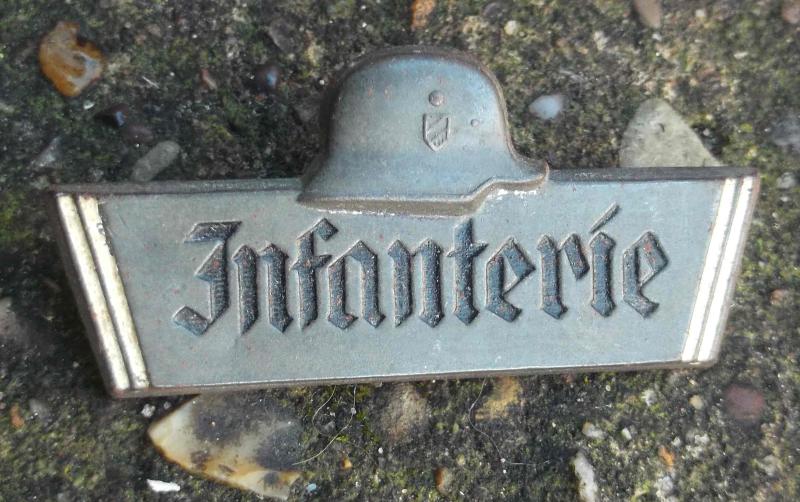 German Army Infantry Tinnie Badge Weimar Republic