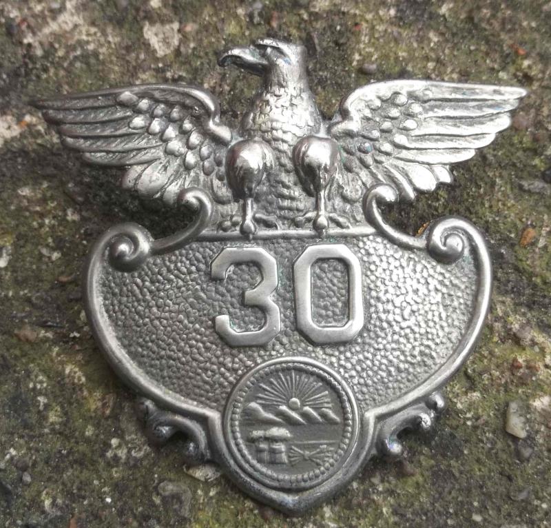 Obsolete Vintage Cleveland Police USA Cap Badge