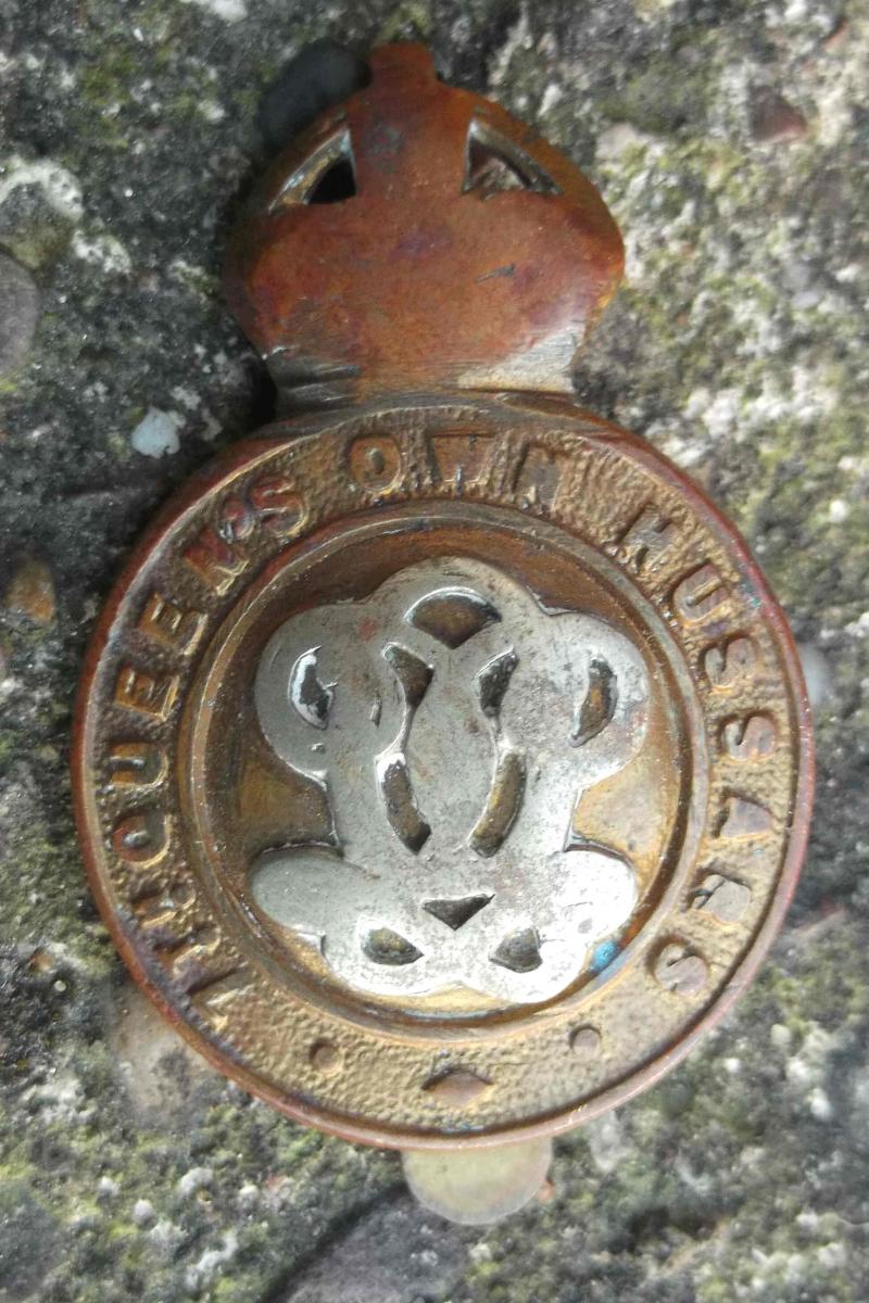 British Army 7th Queen's Own Hussars Cap Badge KC