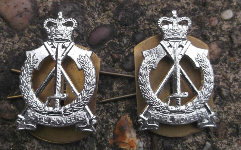 British Army Royal Pioneer Corps Collar Badges Pair EIIR