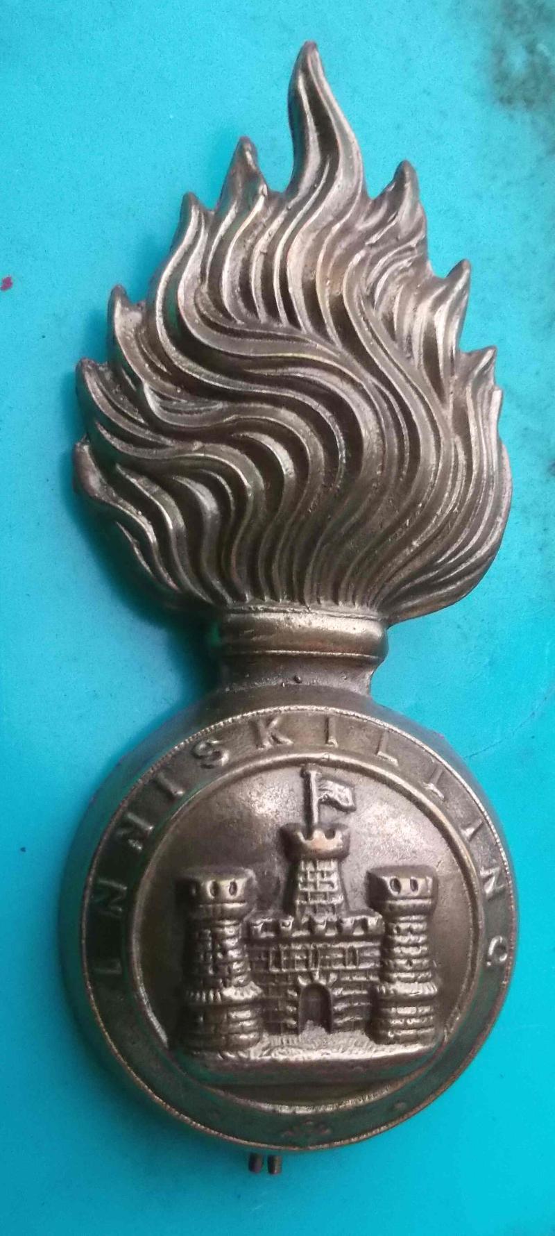 Royal Inniskilling Fusiliers Victorian Racoon Skin Cap Badge